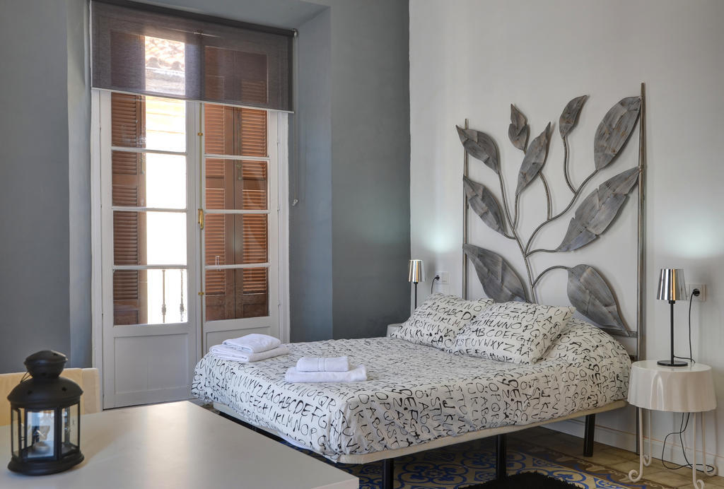 Apartamentos Gold Малага Номер фото