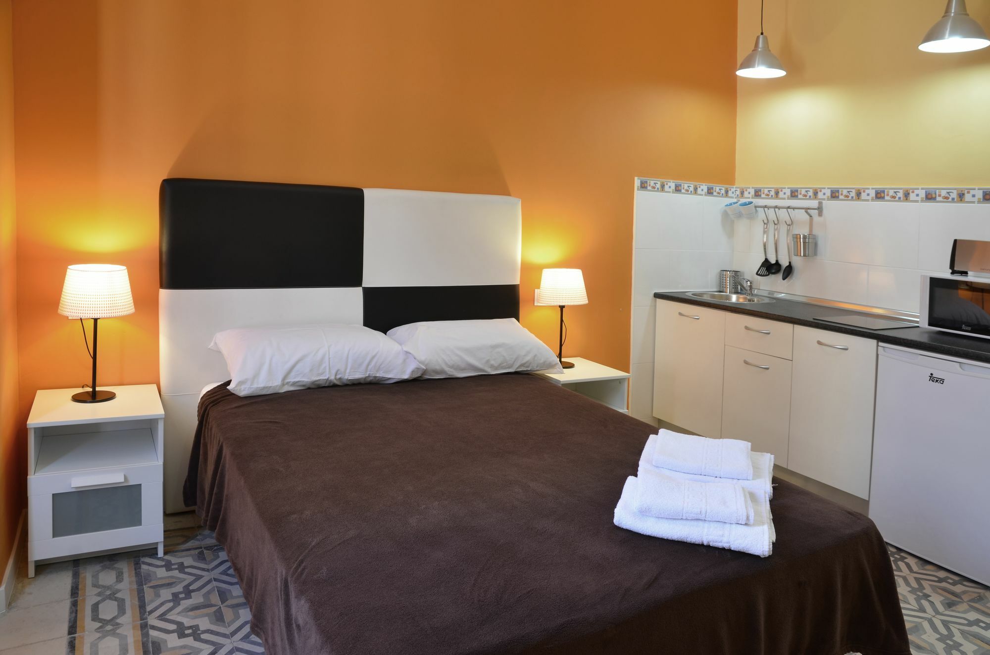 Apartamentos Gold Малага Экстерьер фото
